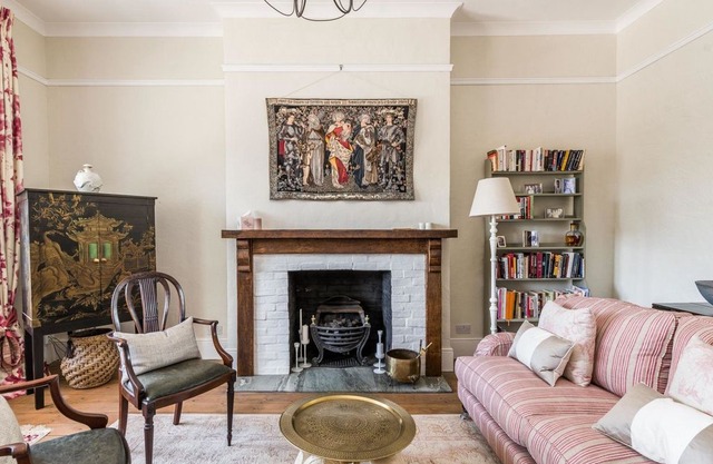 NEW Luxury 1BD Flat in Heart of Kensington Olympia