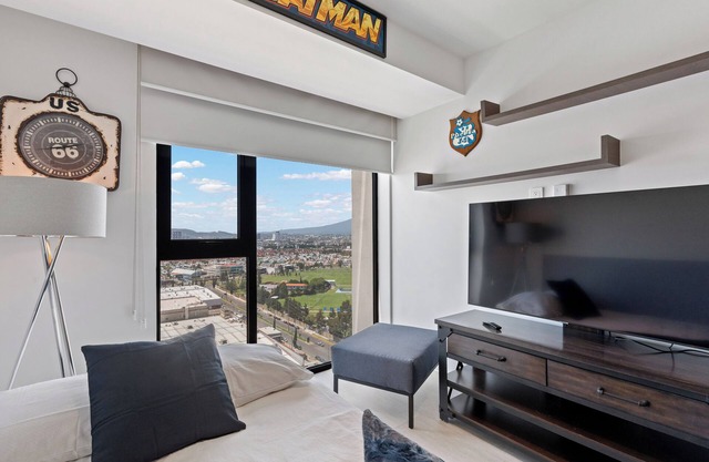 New luxury apartment with amenities in Angelopolis area