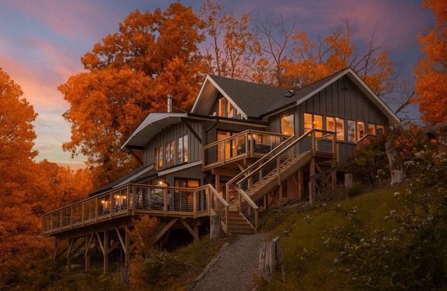 New: Luxury Retreat w/Hot Tub, Grill, Fire Pit, & More on Shenandoah River