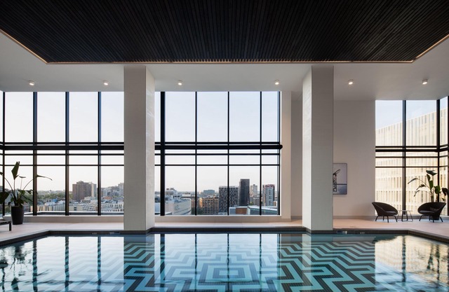 New Luxury Unit in Heart of MTL 801 | Metro access