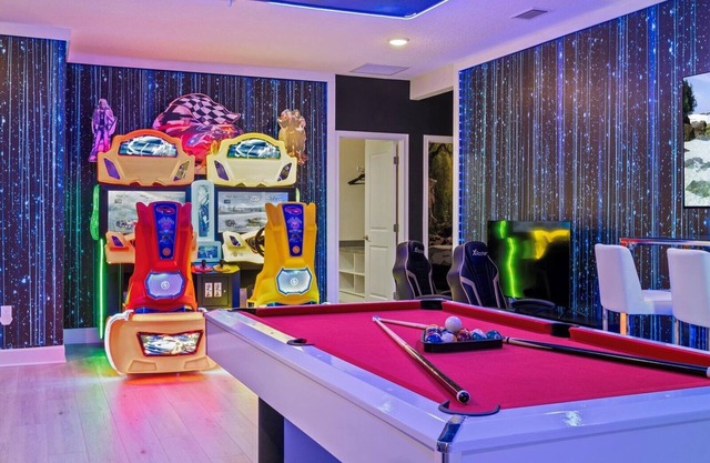 New Mansion Mins to Universal. 5830