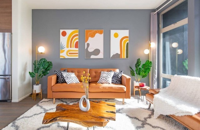 New modern 3B3B w/rooftop deck & 240v EV charging