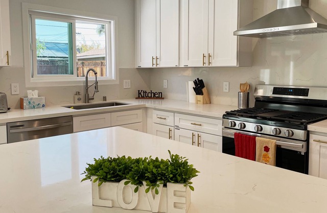 New Modern 4B/4B - Spacious Home in San Jose