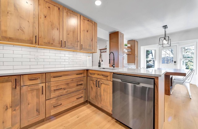 NEW Modern 4BD Ranch with finished basement