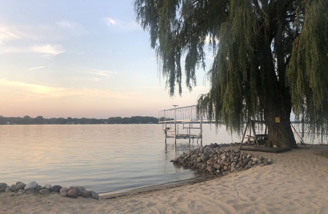 New Modern, Lake Front House - Gun Lake. Sandy beach property!