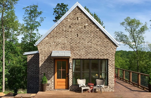 New modern luxury mountain cottage