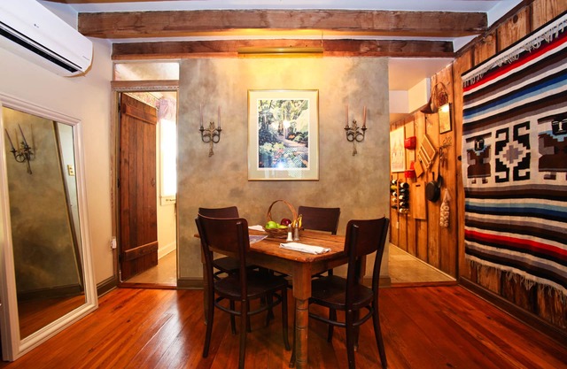 New Orleans At It’s Best - THE LAGNIAPPE SUITE - Charming Studio, Great Location