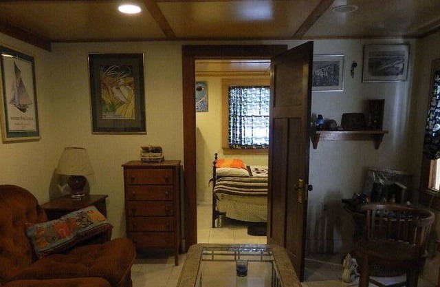 New Orleans at your fingertips. Festivals, food and fun all year long.