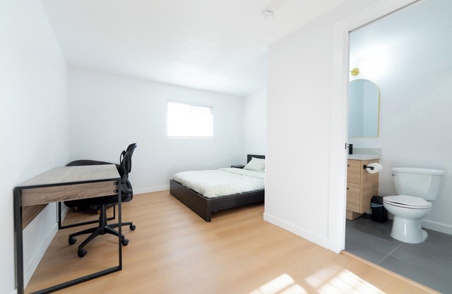 New Reno 3B Home in Prime Location w/Free Parking & Close to Bus Stop