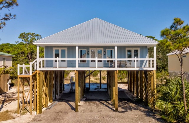 NEW ~ Sandy Clam V ~ Sleeps 11