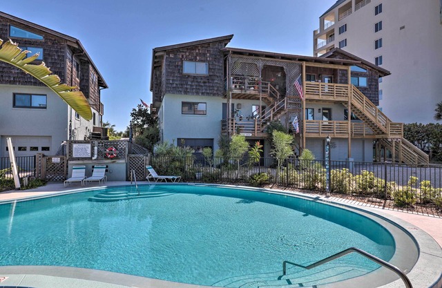New Smyrna Beach Townhome: Steps to Ocean!