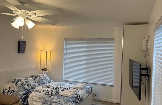 New! Studio close to the beach!