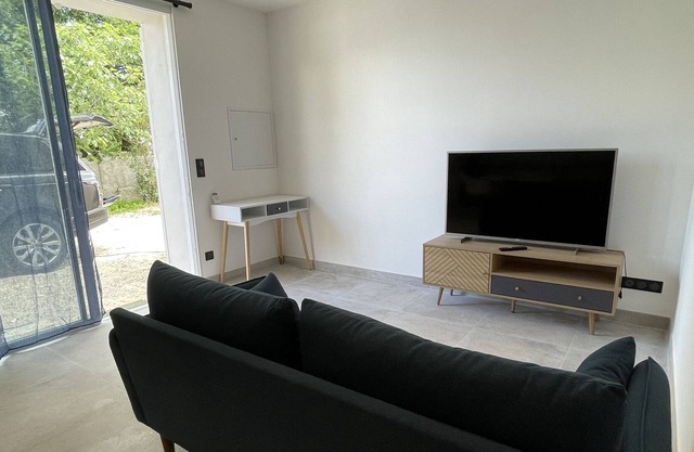 New T2 apartment in private property