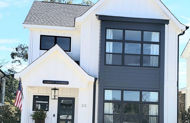 NEW! Tim's Ford Lakefront Home