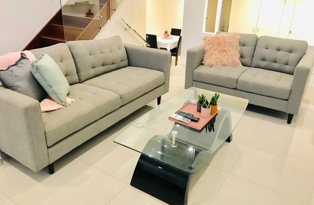 New Townhouse + Great Spot + Free Wifi & Coffee