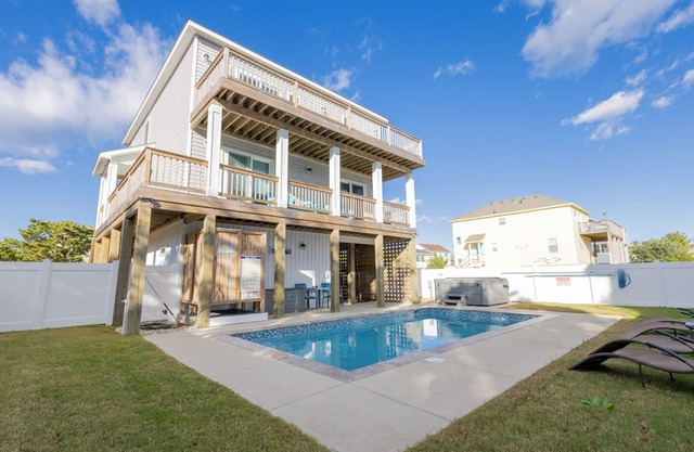 New Walk2Beach Oceanside Pool Heat HotTub GameRoom