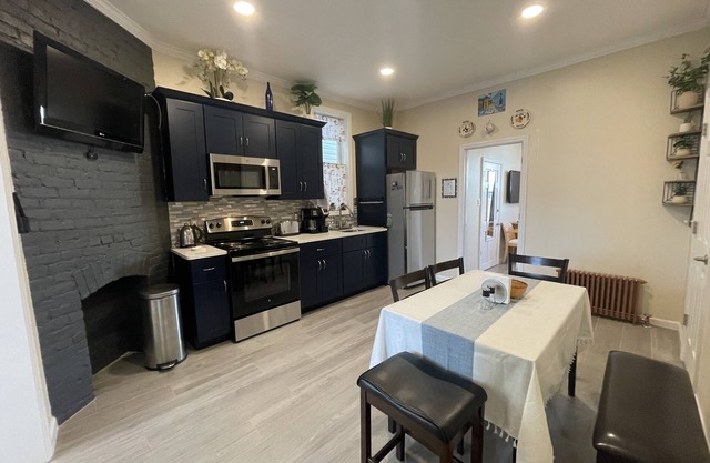 New York City Apartment By The Free Staten Island Ferry!