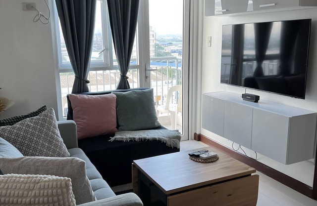 NewCondoWithBalcony