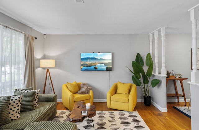 Newly Built 4BD - Cozy Stay w/Movie & Games