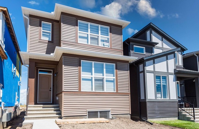 Newly built Cozy 2bedroom secondary suite in Calgary