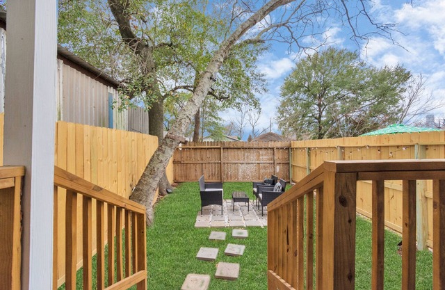 Newly Furnished Home in Downtown - New Listing Discount