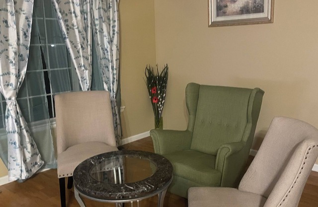 Newly listed 3-bed 3-bathroom, with WiFi, AC in Aurora