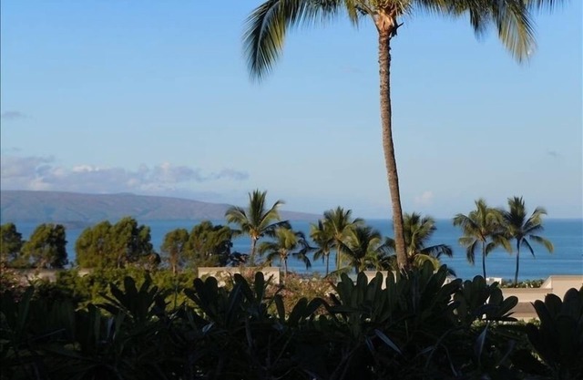 NEWLY REMODELED! Beautiful & Spacious- Two Story Wailea Ocean View 2BR/2.5BA