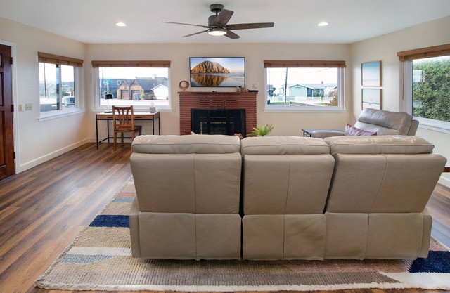 Newly Remodeled! Incredible Family Home w/Large Deck and easy Beach Access!