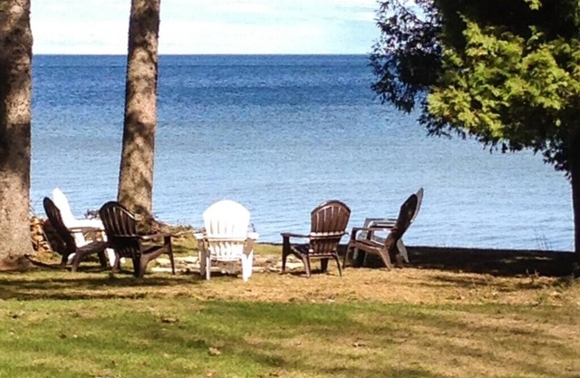Newly Remodeled Waterfront Log Cabin with Boat House and Pier