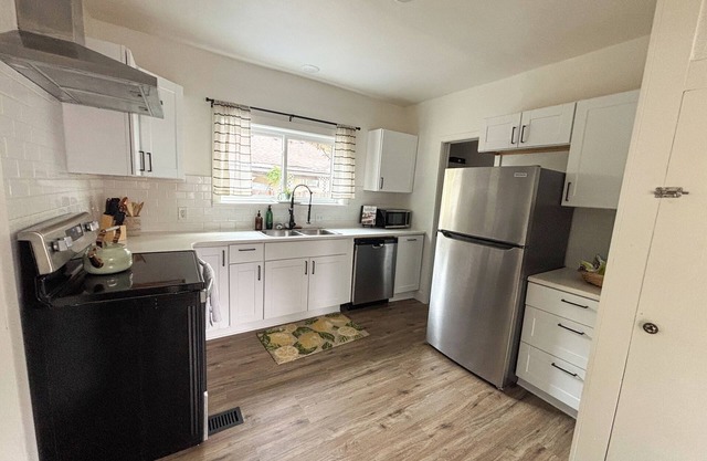 Newly Rennovated! Modern Century Charm