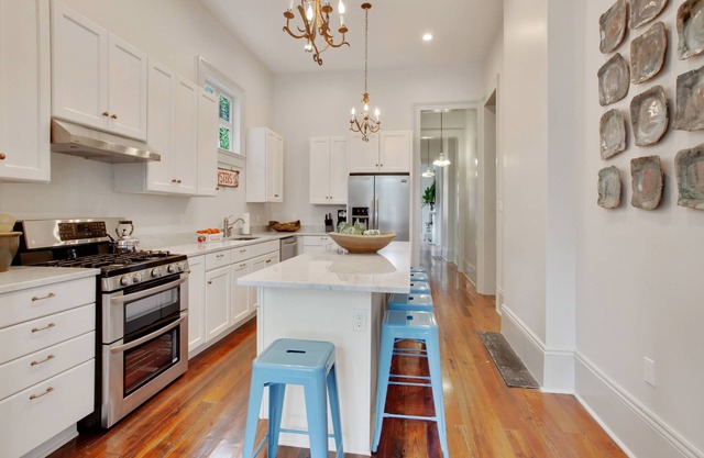 Newly renovated 4 Bedroom- Prime Location. Just one block off of Magazine St.