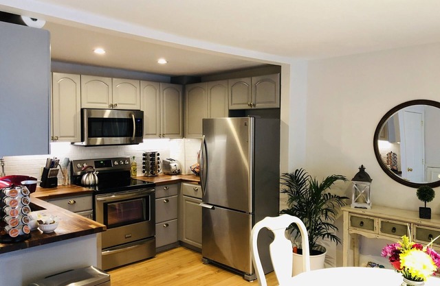 Newly Renovated, Classy, and Elegant!