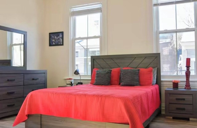 Newly renovated Cozy 1-bedroom apartment with AC, WiFi in charming Cincinnati