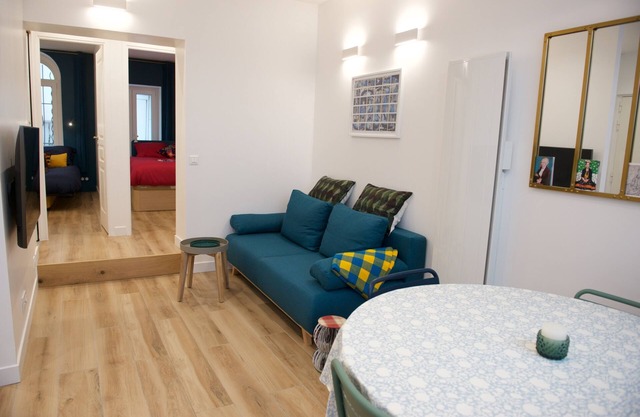 NEWLY RENOVATED flat - Batignolles Paris 17