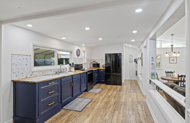 Newly Renovated Home Close To Greenville Spartanburg Airport