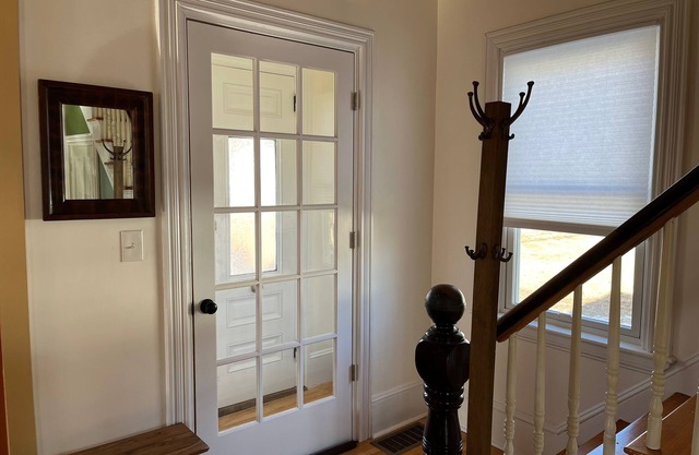 Newly Renovated Home in Newcastle Walk to Downtown Damariscotta