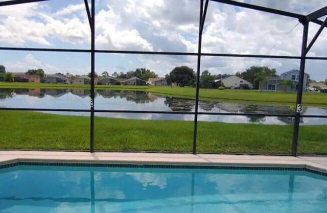 Newly renovated Lakefront Villa with private heated pool!