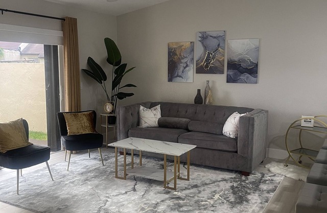 Newly Renovated Modern Townhome