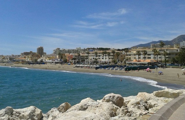Newly Renovated. Very Comfortable beach apartment in Carihuela Beach