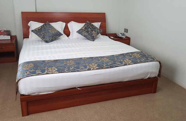 Newton Hotel & Service Apartment