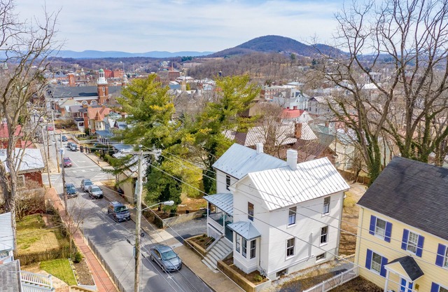 Newtown Retreat: Award-Winning Renovation + Ideal Location