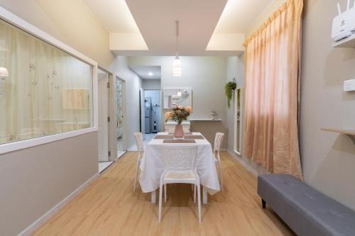 Nibong Tebal Beautiful Homestay Retreat with WiFi & Netflix