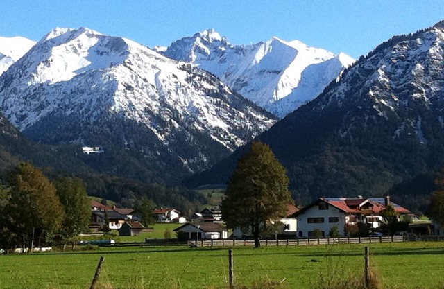Nice 2-room-apartment with big terrace, view to the mountains