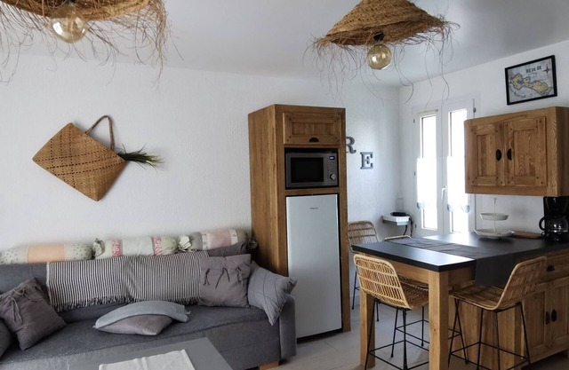 Nice 3 rooms - Garden - Private parking - 50 m from the beach - 2 bikes included