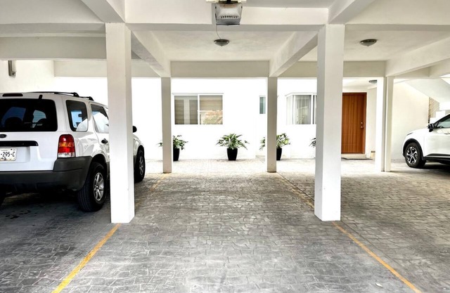 Nice and comfortable apartment, unbeatable location!