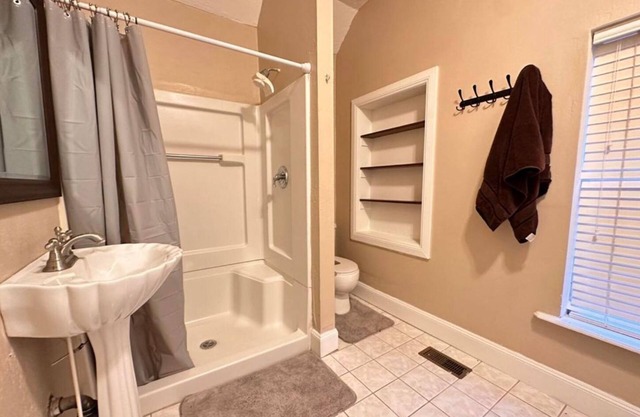 Nice and Cozy Scipio House