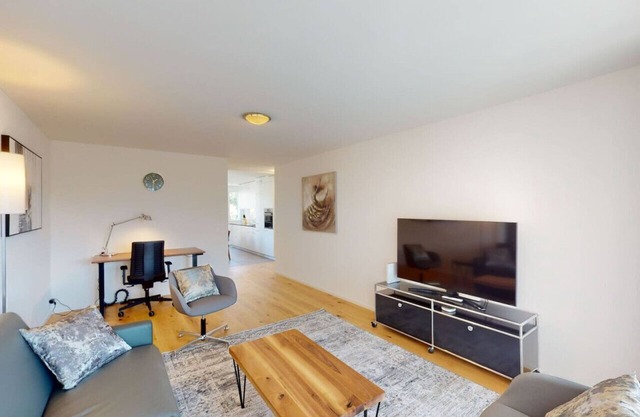 Nice and very central 1BR flat (Sun 3)