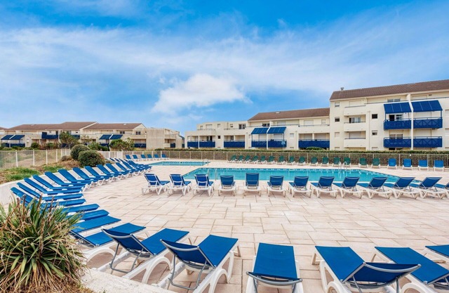 Nice apartment for 3 guests with WIFI, pool, TV, terrace and parking