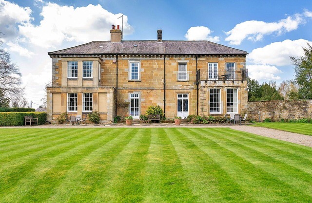 Nice apartment for 4 guests with WIFI, pool, hot tub and terrace