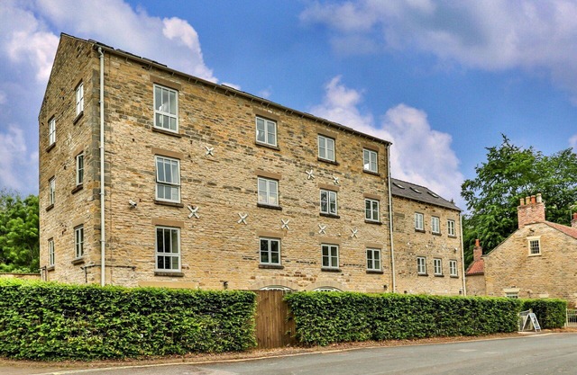 Nice apartment for 4 guests with WIFI and pets allowed